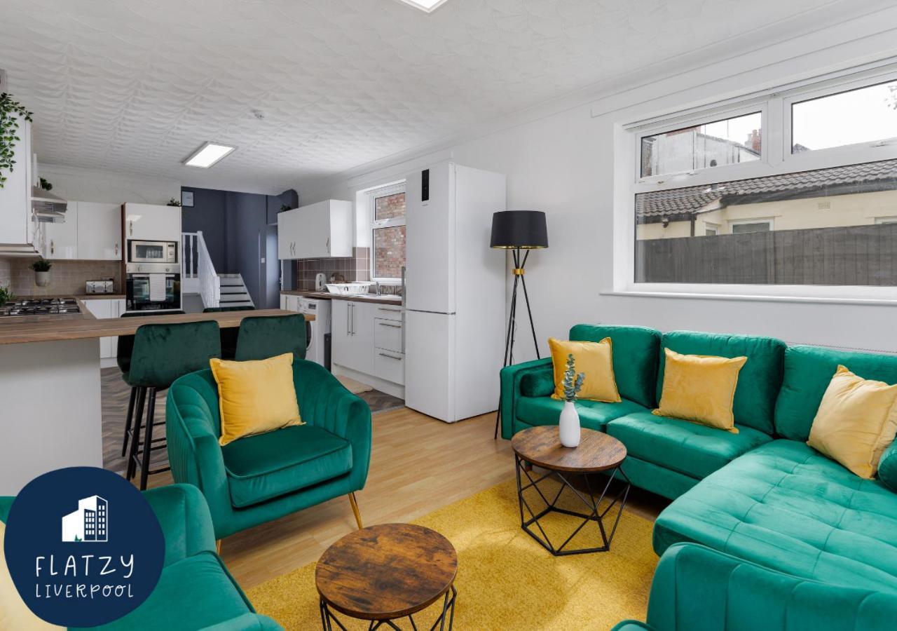 Flatzy - 6 Bed Oasis Close To Football Stadiums Liverpool Extérieur photo